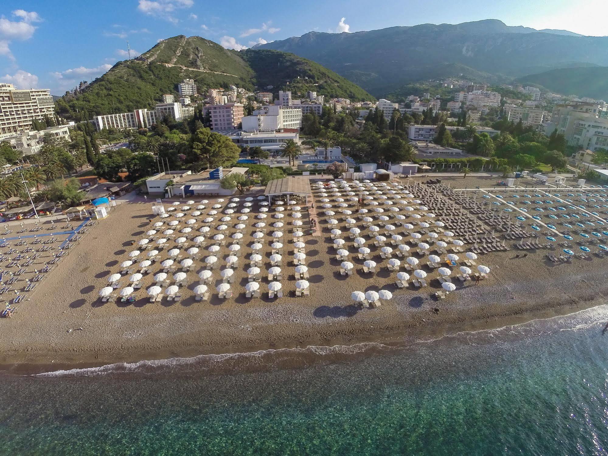 Hotel Tara Bečići Luaran gambar